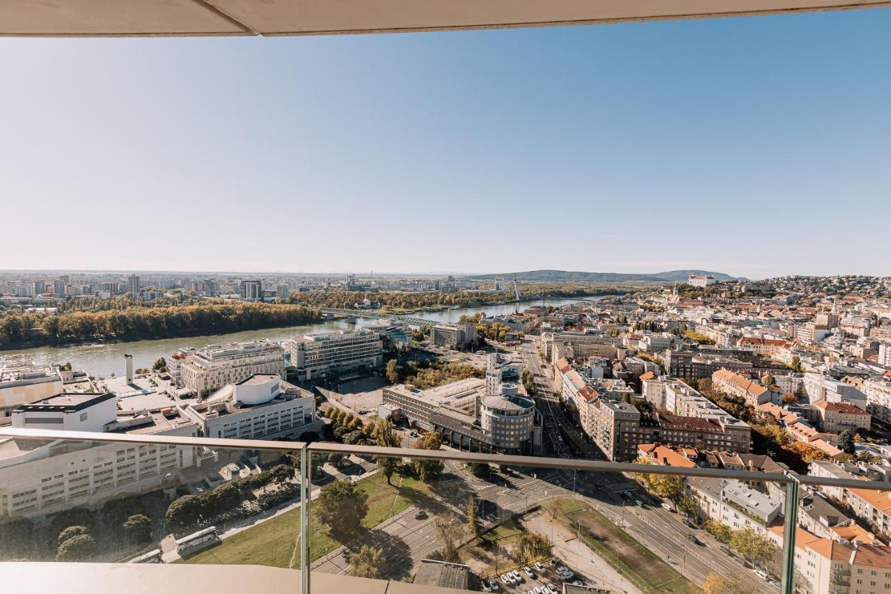 Skau Coral Residence In Sky Park 22 Floor 1Tower Panoramic View Free Parking Bratislava Exterior foto